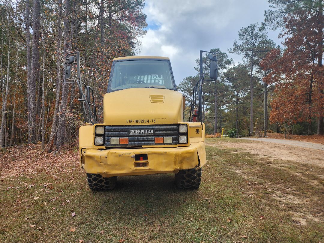 2012 CATERPILLAR 725 - Image 2